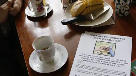 Ultima modă în OCCIDENT. CAFENELELE  MORŢII, locul în care oamenii se întâlnesc şi... FOTO
