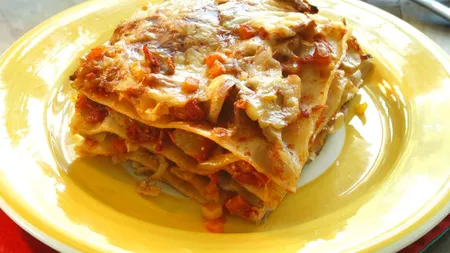 REŢETA ZILEI: Lasagna de post cu ciuperci