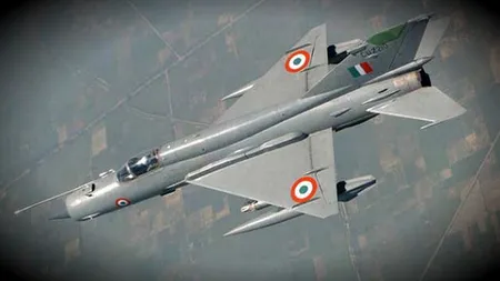 Un MOTOCICLIST, lovit de un AVION de VÂNĂTOARE MIG 27: A picat din CER direct pe mine FOTO