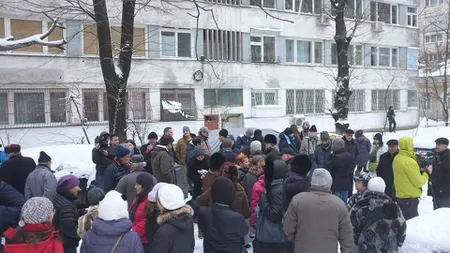 Construcţia unui bloc din sectorul 2, SUSPENDATĂ după un protest al vecinilor