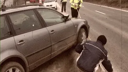 Accident GRAV în Suceava. Doi pietoni, SPULBERAŢI pe marginea drumului VIDEO