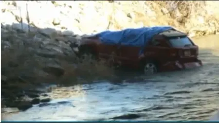 Un bebeluş a supravieţuit timp de 14 ore în apa îngheţată a unui râu VIDEO