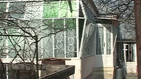 Crimă în judeţul Galaţi. Un pensionar a fost ucis cu un fier de călcat