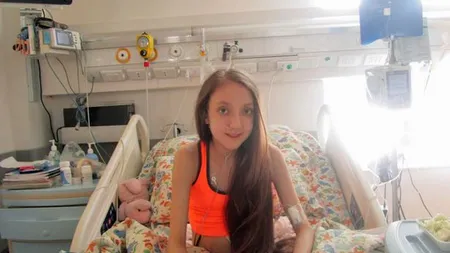 O ADOLESCENTĂ de 14 ANI, care suferă de o boală rară, îi cere PREŞEDINTELUI să o lase să moară VIDEO
