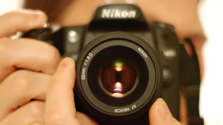 PORTRETE UIMITOARE ale STARURILOR PORNO create de un fotograf cunoscut: Sunt oameni ca şi noi FOTO