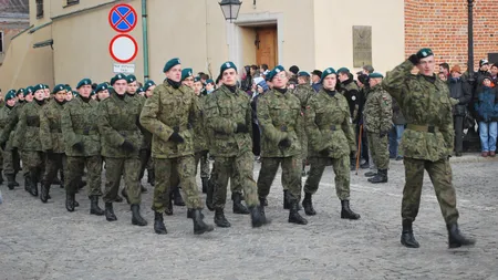 Polonezii se pregătesc de război