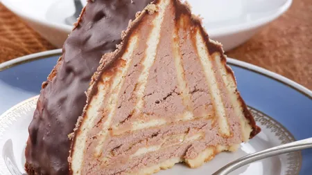 REŢETA ZILEI: Prăjitură Cabana, cu cremă de unt şi cacao