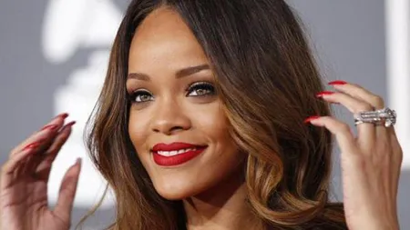 Rihanna, în ipostaze incendiare. Vedeta a fost inspirată de 