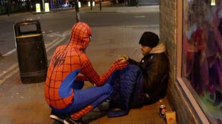 Spiderman a venit în lumea reală. Ce face Omul Păianjen în fiecare noapte VIDEO