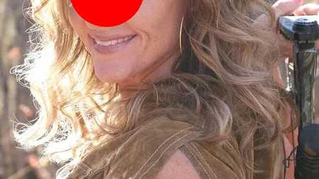 Prezentatoare TV, ameninţată cu moartea după ce a postat o fotografie pe Facebook. În ce ipostază a apărut ea