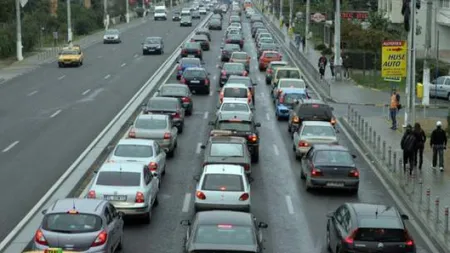 AGLOMERAŢIE pe A1 şi pe DN6 Alexandria - Bucureşti. Vezi rute ocolitoare