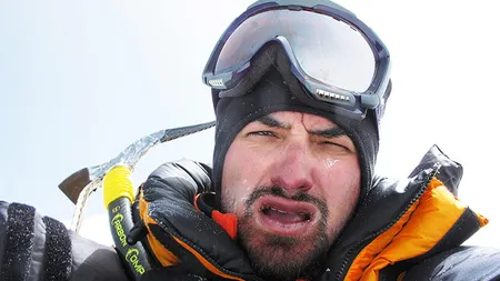 AVALANSĂ ÎN EVEREST. Alpinistul Alex Găvan: 