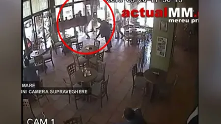 Un fost poliţist şi un boxer l-au snopit în bătaie pe preşedintele unui club sportiv din Baia Mare VIDEO