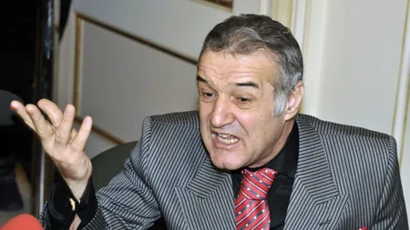 GIGI BECALI, petrecere de botez la mare, în ziua de Paşte. Imagini cu patronul Stelei, la terasă VIDEO