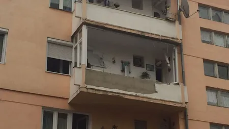 Explozie într-un apartament în Sibiu: Toţi locatarii au fost evacuaţi FOTO