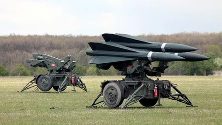 Manevre militare lângă Bucureşti: simularea unui atac aerian şi a ripostei NATO. GALERIE FOTO