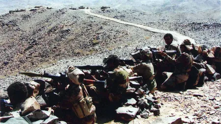 Trei ingineri ROMÂNI au fost evacuaţi din Yemen cu ajutorul navelor de război chineze