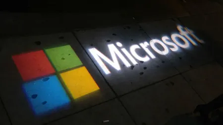 O bombă a explodat la sediul Microsoft din Atena