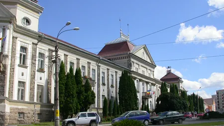 PERCHEZIŢII la primăria din Miercurea Ciuc. Primarul şi un viceprimar, duşi cu duba la DNA