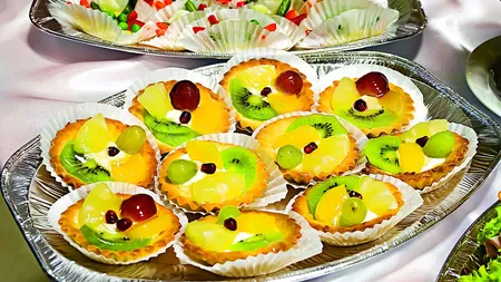 REŢETA ZILEI: Minitarte cu fructe şi vanilie