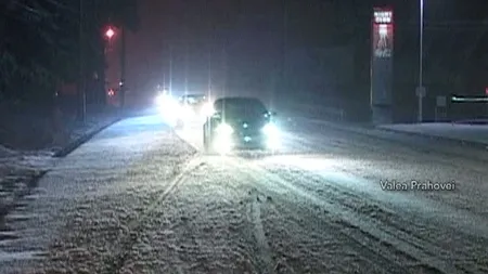 VREME EXTREMĂ în România: Ninsorile şi furtunile puternice au făcut ravagii VIDEO