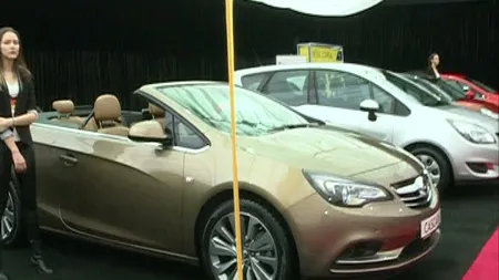 BLACK FRIDAY la târgul auto din Piaţa Constituţiei. Reducerile la maşini ajung şi la 10.000 de euro