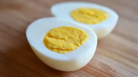 Cât se fierbe un ou tare fără să îl spargi