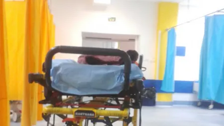 Caz ULUITOR la Constanţa. O femeie a născut în propria maşină şi a ajuns cu copilul ÎN PUNGĂ la spital