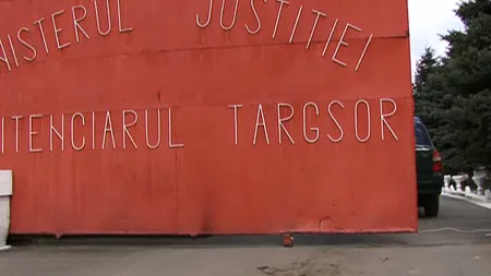GLUMĂ PROASTĂ la penitenciarul Târgşor, nu între deţinute, ci între poliţişti VIDEO CAMERA ASCUNSĂ