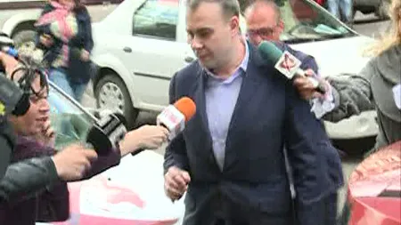 DARIUS VÂLCOV, audiat la DNA după ce Senatul a avizat a doua cerere de arestare