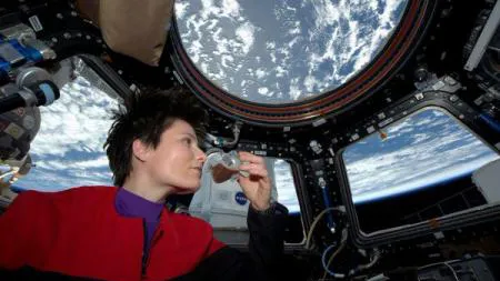 Premieră la bordul ISS: Cafea espresso pregătită în condiţii de gravitaţie zero