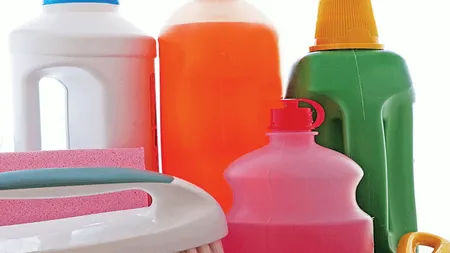 Produse toxice cu care intri în contact zilnic. Iată la ce să renunţi