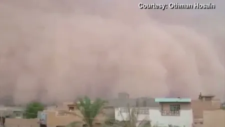 Furtună de nisip impresionantă în Irak. Ziua s-a transformat în noapte VIDEO