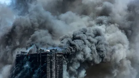 Incendiu puternic în capitala Azerbaidjanului. Cel puţin 15 morţi