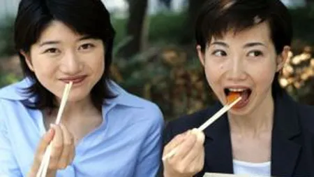 DIETA JAPONEZĂ. Secretele longevităţii şi ale unei vieţi fără grăsime, cu o siluetă slabă