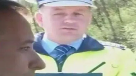 Poliţist de la Rutieră, umilit de un şofer nervos că este amendat pentru viteză VIDEO