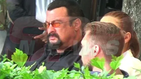 Cum a fost surprins celebrul Steven Seagal în România FOTO