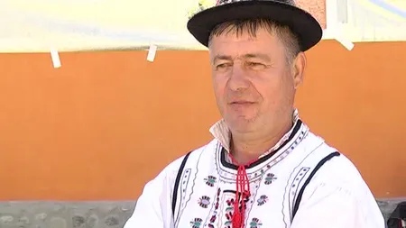 Ţăranii de la Cârţişoara, judeţul Sibiu, au lăsat sapa şi s-au făcut actori VIDEO