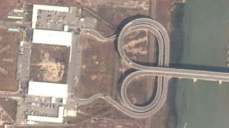 Cele mai ciudate graniţe statale din lume: De la baruri împărţite între două ţări, până la autostrăzi bizare
