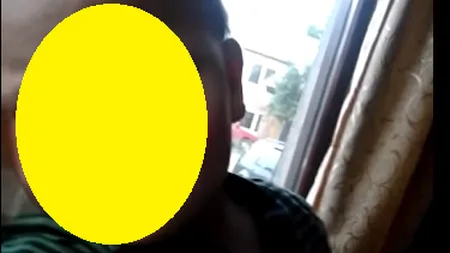 Un băieţel de 2 ani îşi imploră tatăl să-l ducă la GAGICI să le... VIDEO