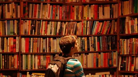 Un român va pedala 3.000 de km, pentru a atrage atenţia asupra bibliotecilor din România