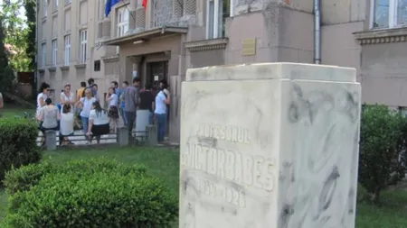 Două busturi din bronz au fost furate de pe un bulevard din Timişoara