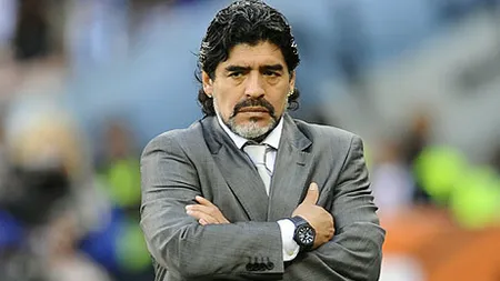 Diego Armando Maradona va candida la şefia FIFA