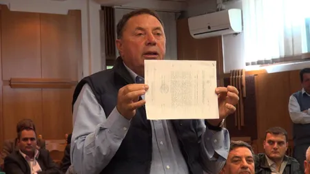 Primar din Argeş: Avem câte patru preoţi într-o biserică, de nici nu ştii cui să îi mai dai bani