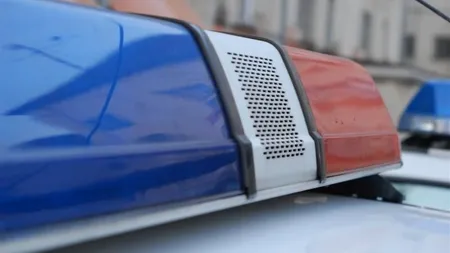 Poliţiştii au lăsat numeroase AMENZI de parcare în GEAM, însă au omis un detaliu MACABRU FOTO