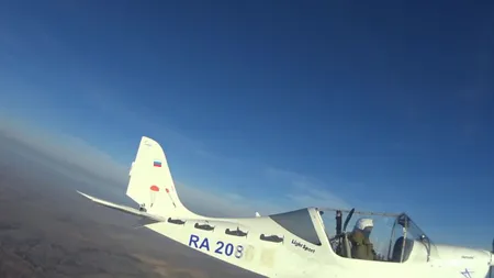 De tot râsul: Au furat două avioane de pe un teren sportiv şi au fost prinşi VIDEO