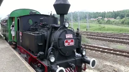 O nouă atracţie turistică în Alba. Mocăniţa plimbă din nou turiştii după 100 de ani VIDEO