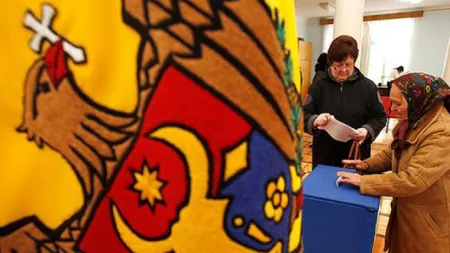 Alegerile locale din Republica Moldova. Secţiile de votare s-au închis, rata de participare aproape 50%