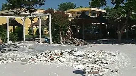Terasa din Mamaia a consulului onorific al Libanului în România, dărâmată
