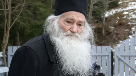 Călugarii lui Iustin Pârvu, scrisoare deschisă preşedintelui Klaus Iohannis